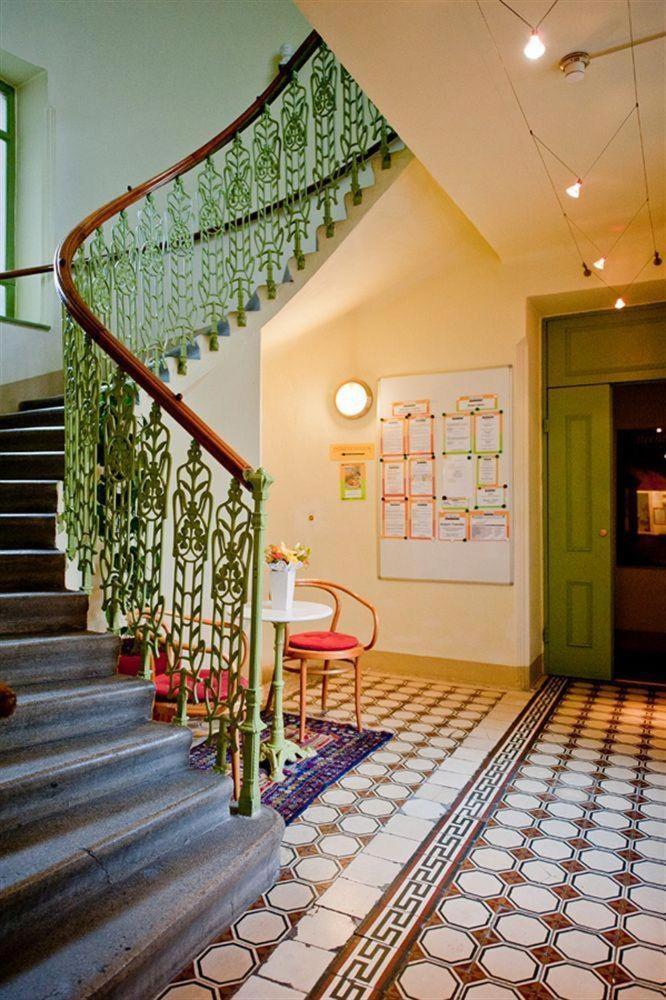 Aparthotel Amelie Wina Bagian luar foto
